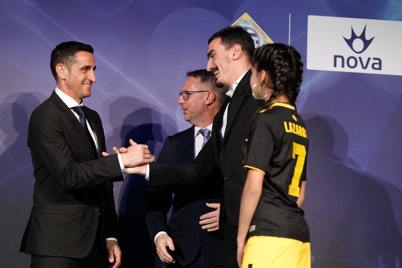 Super League: Ο ΠΣΑΠ βράβευσε τους καλύτερους της περσινής σεζόν -Χιμένεθ και Χριστοδουλόπουλος τα βραβεία [εικόνες] | iefimerida.gr 3