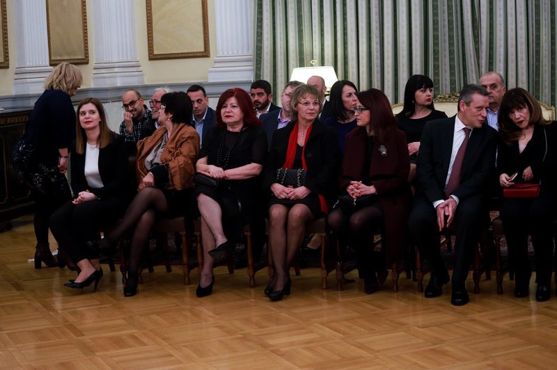 Συγγενείς και φίλοι των νέων υπουργών - (EUROKINISSI/ ΓΙΩΡΓΟΣ ΚΟΝΤΑΡΙΝΗΣ)