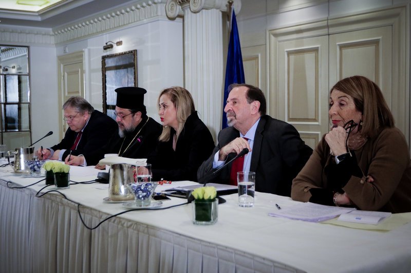 Από αριστερά: Ευ. Βενιζέλος, Μητροπολίτης Μεσσηνίας Χρυσόστομος, Μαρία Αντωνιάδου, Ι. Κονιδάρης, Τ. Χριστοδουλοπούλου -(EUROKINISSI/ΧΡΗΣΤΟΣ ΜΠΟΝΗΣ)