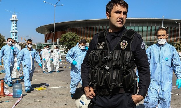 Ζωσμένοι με 10 κιλά ΤΝΤ ήταν οι δράστες που προκάλεσαν το μακελειό στην Αγκυρα | iefimerida.gr 0