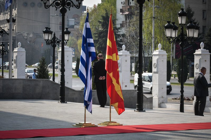 Ο Αλέξης Τσίπρας στα Σκόπια -Οι selfies με τον Ζάεφ | iefimerida.gr 19