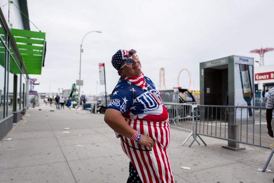 Εκαναν τη νύχτα μέρα στις ΗΠΑ: Εντυπωσιακά πυροτεχνήματα φώτισαν τον ουρανό [εικόνες] | iefimerida.gr 2