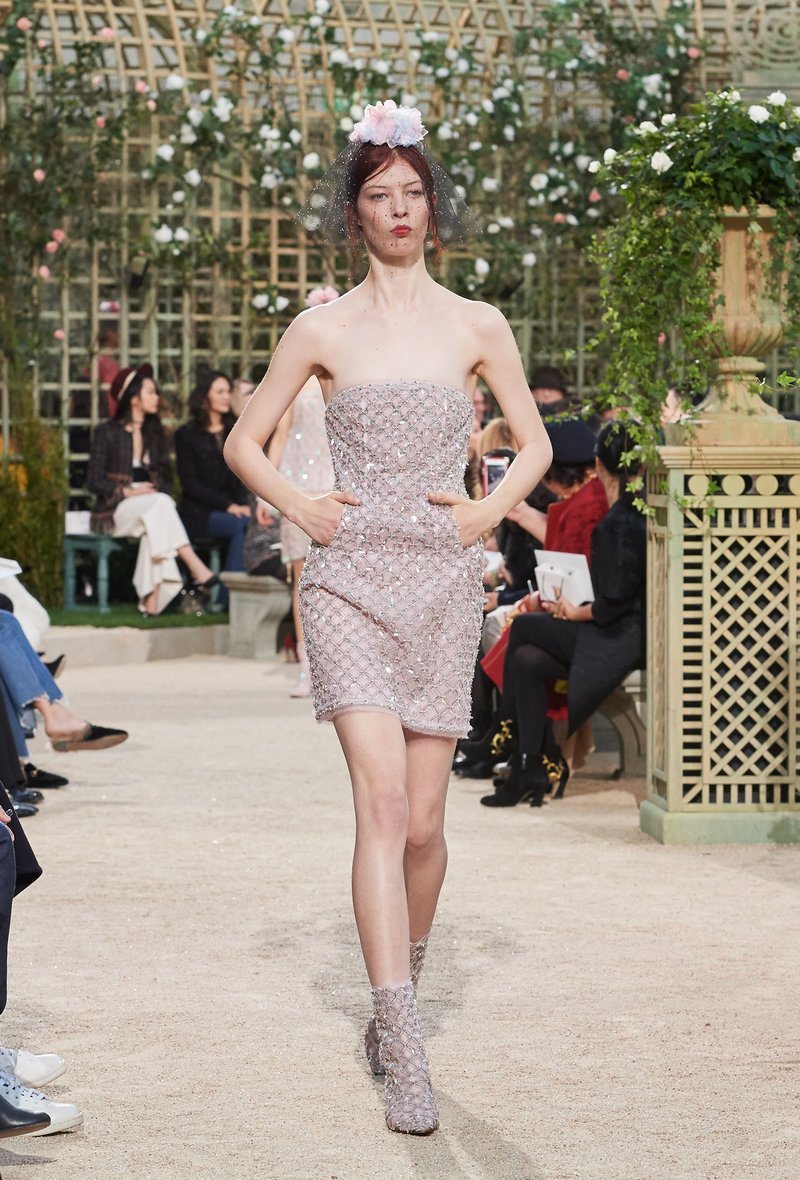 Το Garden Party της Chanel -Γιατί αυτό το σόου μας άρεσε τόσο πολύ [εικόνες] | iefimerida.gr 38