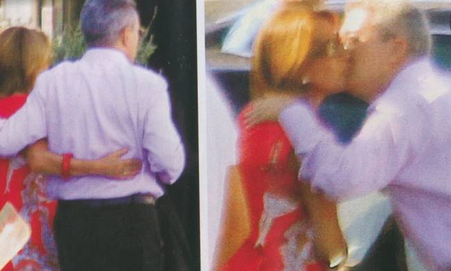 Αγκαλιές και φιλιά στη μέση του δρόμου για Χατζηνικολάου-Τρέμη: H συνάντησή τους στο Ψυχικό [εικόνες] | iefimerida.gr 0