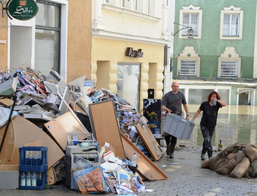 Εικόνες βιβλικής καταστροφής στη Γερμανία - Στα 2 δισ. ευρώ οι ζημιές [εικόνες] | iefimerida.gr 2