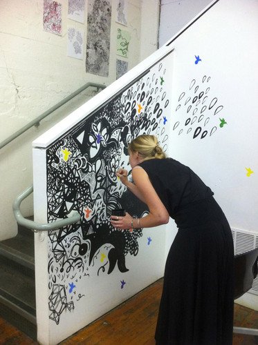 Πώς ένα εγκαταλειμμένο κτίριο μπορεί να γίνει έργο σύγχρονης τέχνης [εικόνες] | iefimerida.gr 8