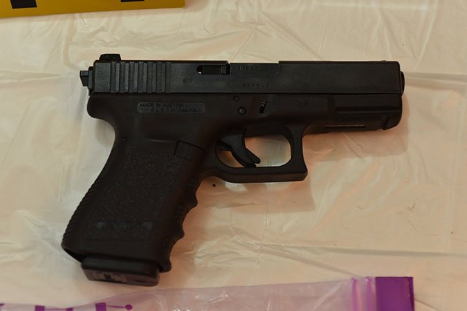 Φωτογραφίες μέσα από το κρησφύγετο του Πετρακάκου: Είχε κρυμμένο ένα ολόκληρο οπλοστάσιο [εικόνες] | iefimerida.gr 3