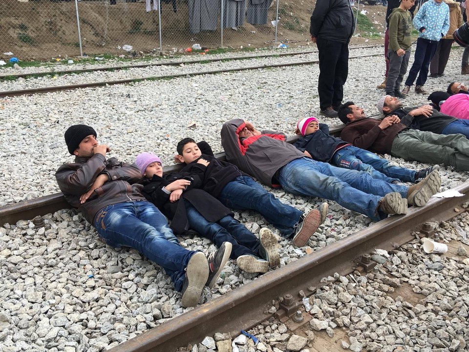 Ειδομένη: 7.000 πρόσφυγες στην αναμονή για το ταξίδι προς το όνειρο...[εικόνες] | iefimerida.gr 3