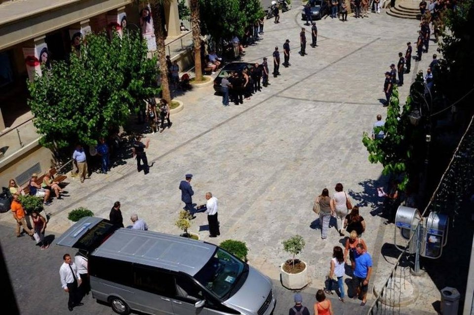 Το τελευταίο «αντίο» στον τέως αρχηγό της ΕΛ.ΑΣ. Μιχάλη Νηστικάκη [εικόνες] | iefimerida.gr 3