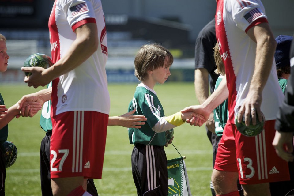 Το μεγαλείο του αθλητισμού – Η συγκινητική ιστορία 8χρονου καρκινοπαθούς οπαδού των Πόρτλαντ Τίμπερς [εικόνες] | iefimerida.gr 3