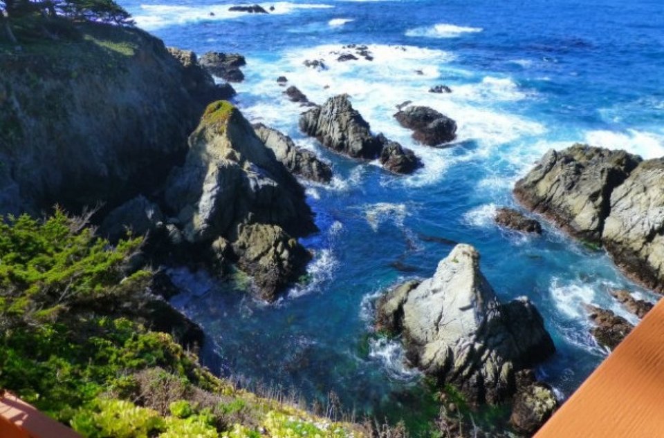 Στο σφυρί βγαίνει το παραθαλάσσιο «καταφύγιο» της Σάρον Στόουν στο «Βασικό Ενστικτο» [εικόνες] | iefimerida.gr 3