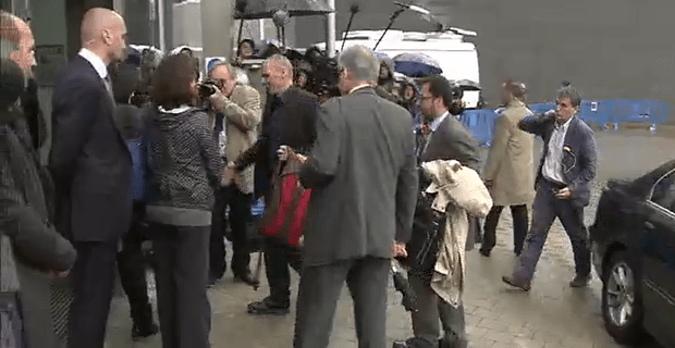 Live οι εξελίξεις στις Βρυξέλλες -Εμπλοκή στο Eurogroup | iefimerida.gr 0