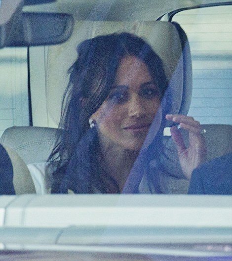 Χαμογελαστή Μέγκαν Μαρκλ, αγέλαστος πρίγκιπας Χάρι στην πρόβα γάμου -Μαζί τους Γουίλιαμ, Κέιτ [εικόνες] | iefimerida.gr 1