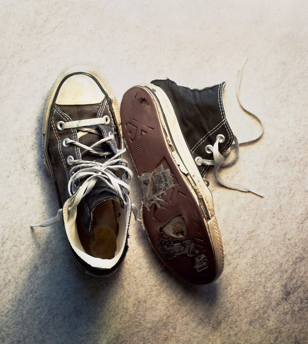 Τα 8 πράγματα που πρέπει να πετάξεις από την ντουλάπα σου τώρα -Μπορεί να σε εκθέσουν [εικόνες] | iefimerida.gr 4