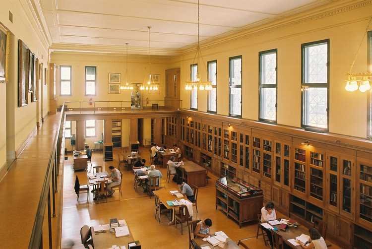 Γνωρίστε τους υπέροχους κήπους των Αθηνών και ένα μοναδικό κτίριο, μέσα από... χίλιες πόρτες [εικόνες] | iefimerida.gr 2