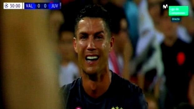 Champions League: Ξέσπασε σε λυγμούς ο Ρονάλντο μετά την κόκκινη κάρτα που δέχθηκε [εικόνες&βίντεο] | iefimerida.gr 2