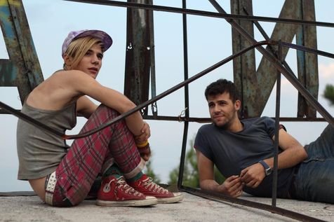 Η Libération ήρθε στην Αθήνα και νοιώθει το διαβρωτικό σοκ μεταξύ ηδονισμού και πολιτικής: η Ελλάδα, προορισμός των διακοπών μας, είναι ταυτόχρονα και ο τόπος της αγωνίας μας [εικόνες]  | iefimerida.gr 1