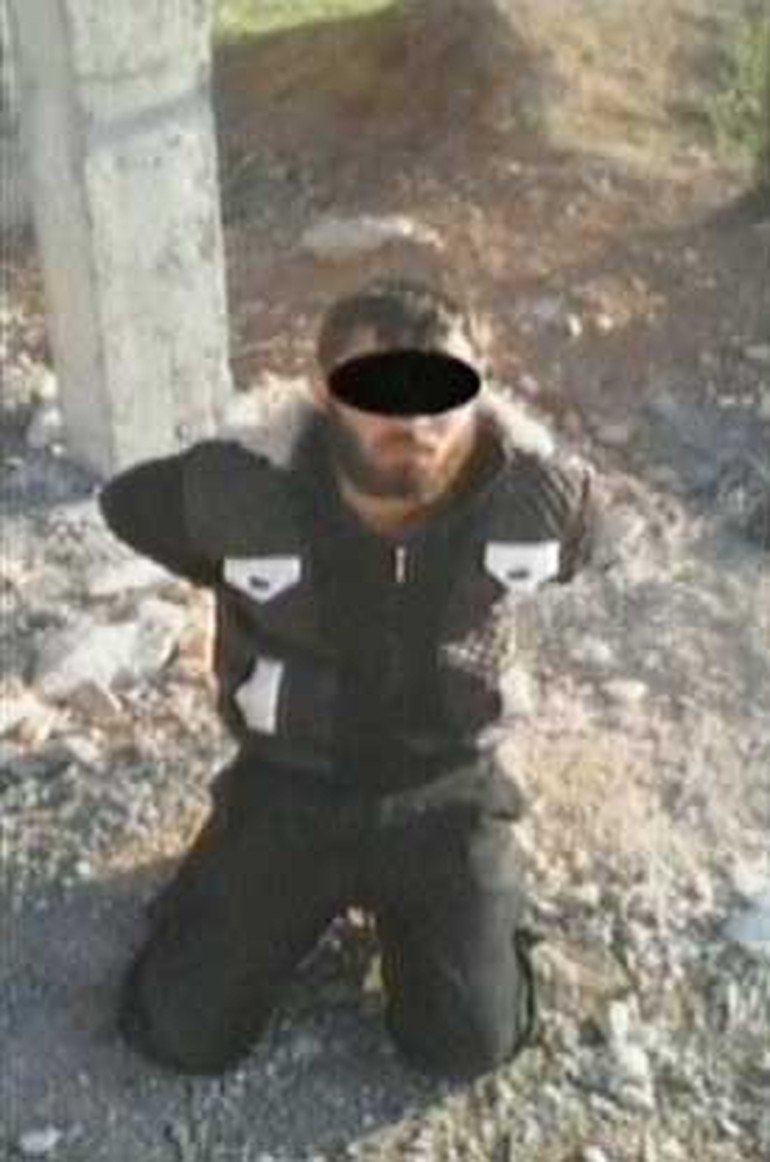 Hurriyet: Πιάστηκε βομβιστής αυτοκτονίας στο παρά πέντε - Στα σύνορα Τουρκίας-Συρίας [εικόνες] | iefimerida.gr 1