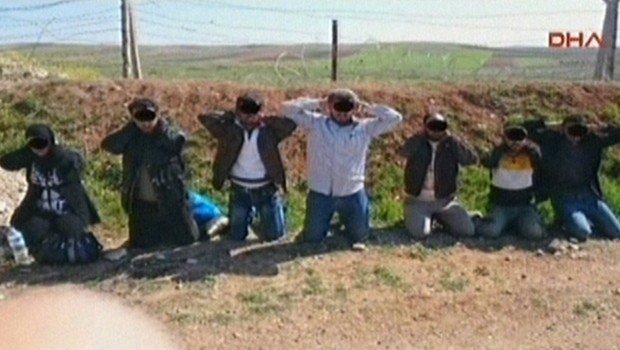 Hurriyet: Πιάστηκε βομβιστής αυτοκτονίας στο παρά πέντε - Στα σύνορα Τουρκίας-Συρίας [εικόνες] | iefimerida.gr 0