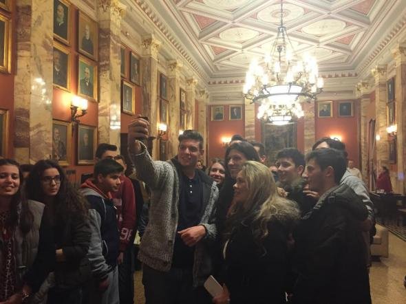 Γιατί έβγαλε selfie η Ζωή Κωνσταντοπούλου [εικόνα] | iefimerida.gr 0