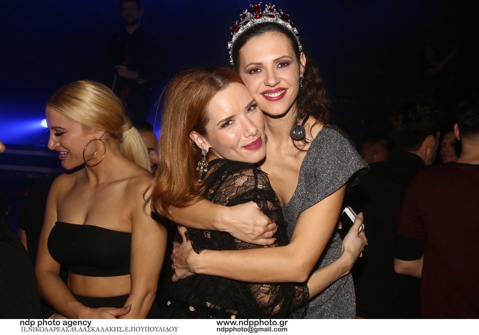 Τα «έσπασαν» στον Μαζωνάκη τα κορίτσια του My Style Rocks -Η Ραμόνα μαζί με το στέμμα της [εικόνες] | iefimerida.gr 2