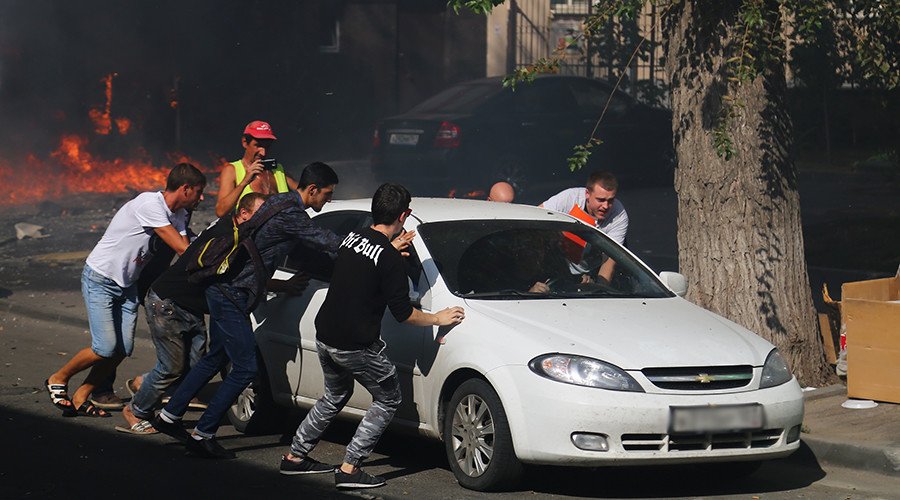 Ρωσία: Πολυώροφο ξενοδοχείο τυλίχθηκε στις φλόγες –Τουλάχιστον δύο νεκροί [εικόνες & βίντεο]  | iefimerida.gr 1