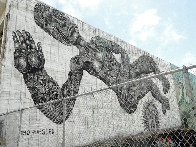 Πώς ένα εγκαταλειμμένο κτίριο μπορεί να γίνει έργο σύγχρονης τέχνης [εικόνες] | iefimerida.gr 9