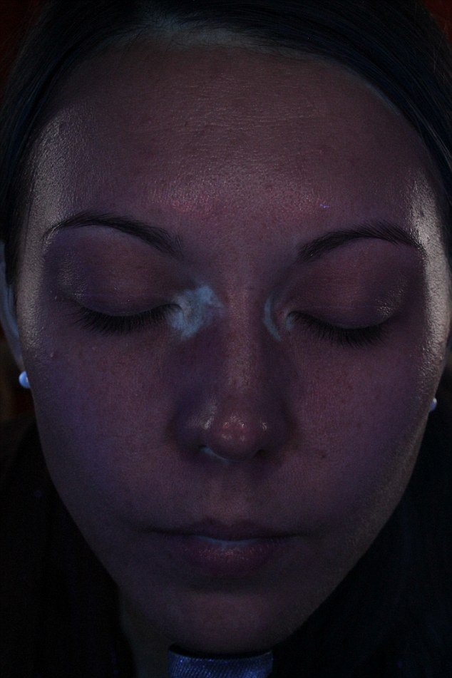 Φωτογραφίες που βοηθούν στην αποφυγή καρκίνου του δέρματος -Πώς προστατεύει το αντηλιακό [εικόνες] | iefimerida.gr 4