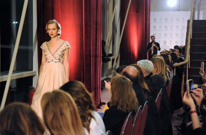 Η vintage πασαρέλα της Madame Shoushou στον Ιππόδρομο, με τη στήριξη του ΟΠΑΠ [εικόνες] | iefimerida.gr 4