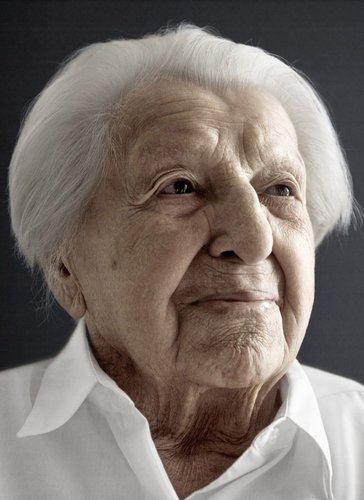 Αιωνόβιοι κάνουν τα... μοντέλα για Γερμανό φωτογράφο [εικόνες] | iefimerida.gr 4