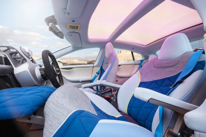 Το απίστευτα καινοτόμο αυτοκίνητο που οδηγεί μόνο του, όσο εσείς απολαμβάνετε τον καφέ σας ή βλέπετε ταινία [εικόνες]  | iefimerida.gr 4