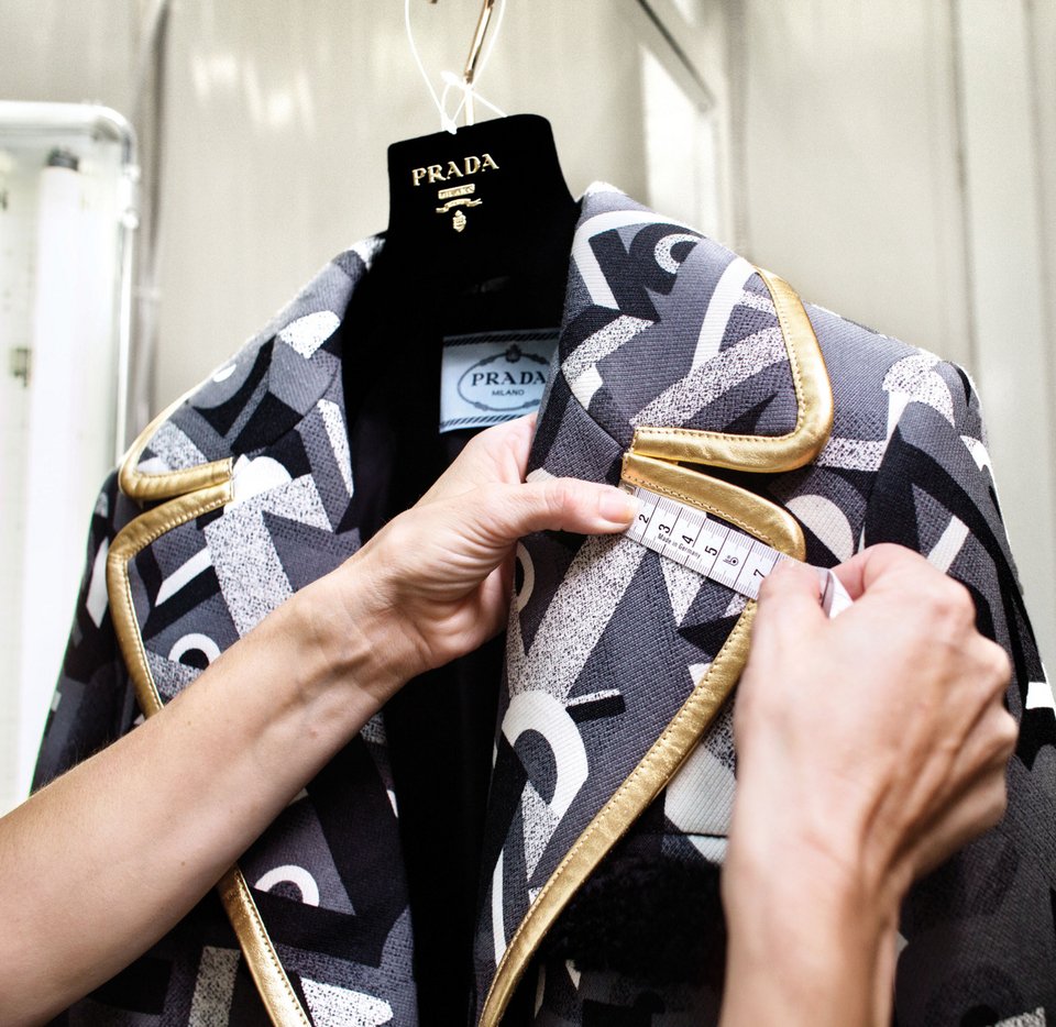 Χλιδή, ομορφιά, τέχνη: Μέσα στα στρατηγεία της Prada στην Τοσκάνη –Σε μικρά χωριά, καλύπτουν ως και ένα οικοδομικό τετράγωνο  [εικόνες] | iefimerida.gr 6