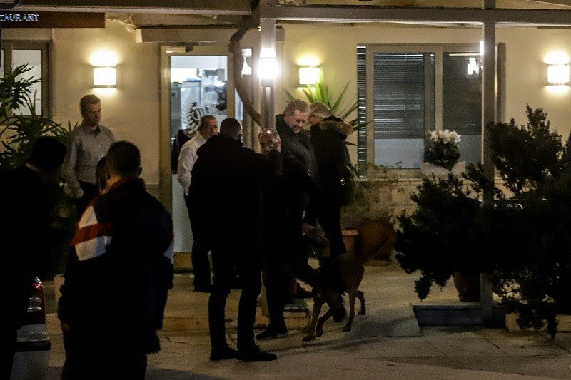 Ο Τσίπρας έδειξε στη Μέρκελ τη θέα από τον Προφήτη Ηλία του Πειραιά -Τι περιελάμβανε το δείπνο τους [εικόνες] | iefimerida.gr 1