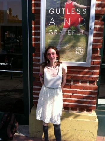 «Επρεπε να χωρέσω στο νυφικό μου 2 σακούλες οστομίας» -Μια νεαρή μιλά για τη μέρα του γάμου της [εικόνες] | iefimerida.gr 2