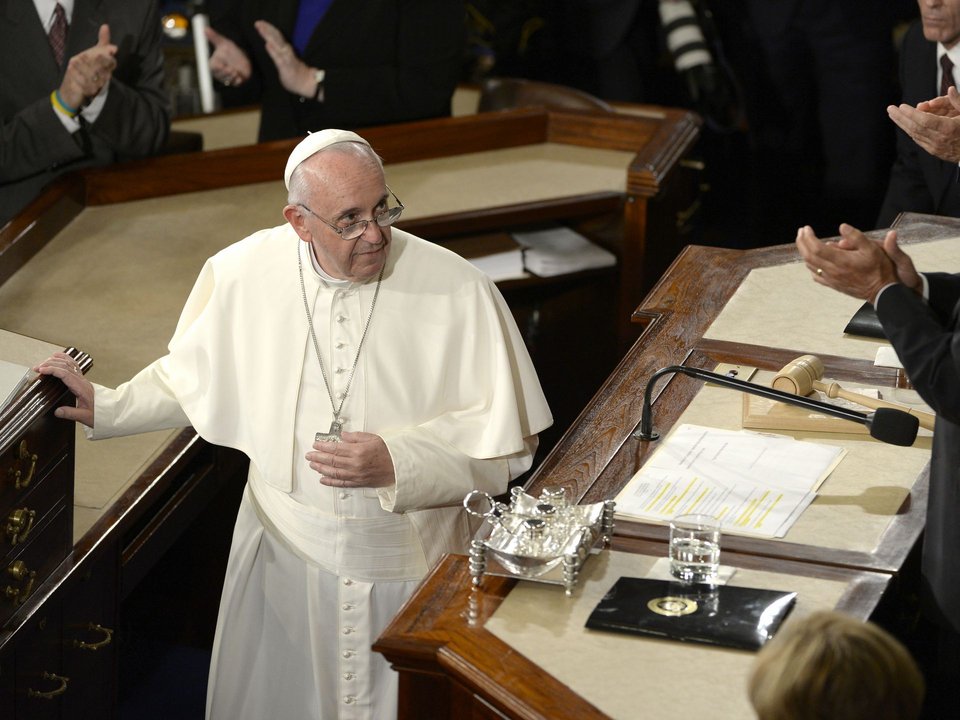 Υποδοχή ροκ σταρ για τον Πάπα στο Κογκρέσο [εικόνες & βίντεο] | iefimerida.gr 2