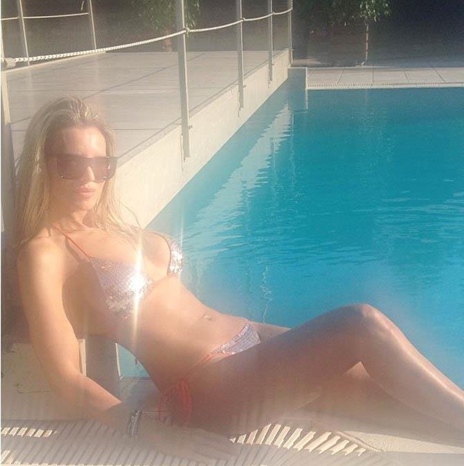 Το αψεγάδιαστο κορμί της « αειθαλούς» Τάριας Μπούρα [εικόνες]  | iefimerida.gr 2