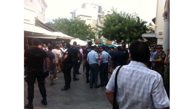 Ενταση στην ορκωμοσία του περιφερειακού συμβουλίου Κρήτης -Φυγαδεύτηκε ο Μπαρμπαρούσης [εικόνες] | iefimerida.gr 5