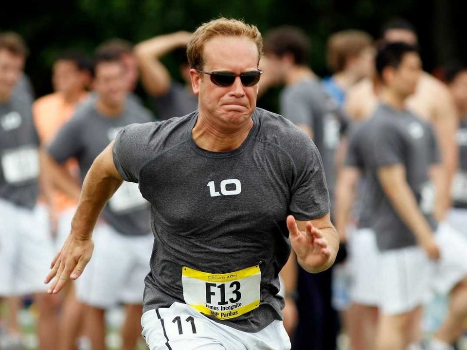 Οι γιάπηδες της Γουόλ Στριτ βγάζουν το κοστούμι και διαγωνίζονται για τον τίτλο του πιο αθλητικού χρηματιστή [εικόνες] | iefimerida.gr 5