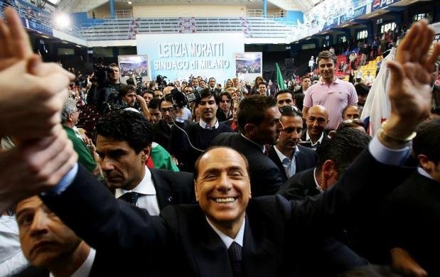 Από την κορυφή στην απόλυτη καταστροφή -Η καριέρα του Σίλβιο Μπερλουσκόνι μέσα από 30 «κλικ» [εικόνες]  | iefimerida.gr 5