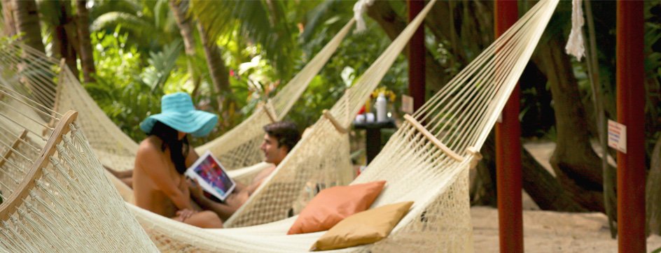 Ο παράδεισος των γυμνιστών -Το ξενοδοχείο στο οποίο δεν χρειάζεται κανείς ρούχα [εικόνες] | iefimerida.gr 3