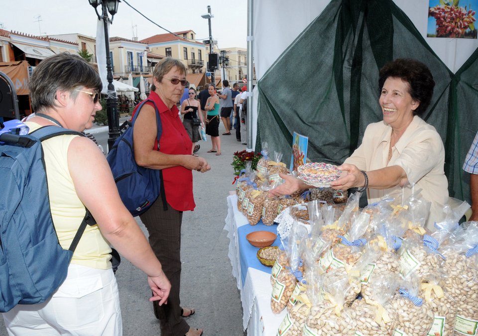 Γιορτή φιστικιού στην Αίγινα - Τέχνη, πολιτισμός και γεύσεις σε ένα νησί [εικόνες] | iefimerida.gr 8