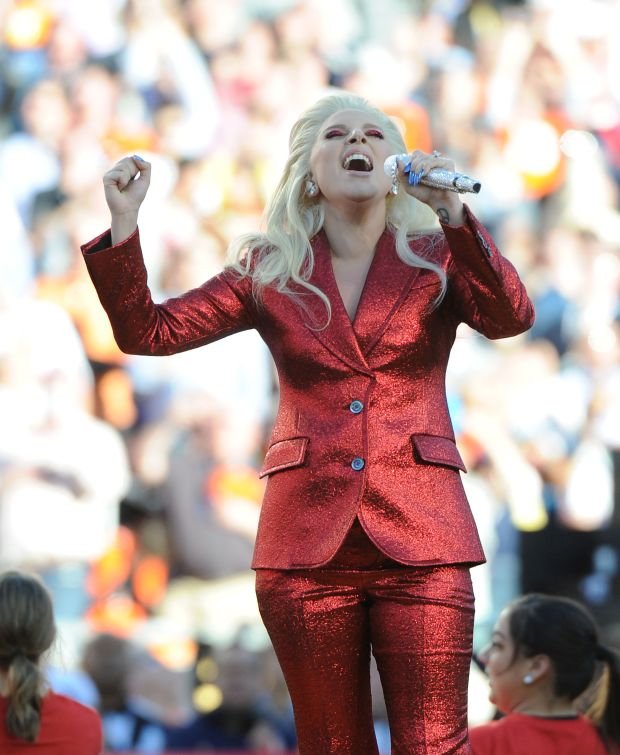 Super bowl: Η έξαλλη εμφάνιση της Μπιγιονσέ και τα δάκρυα της Lady Gaga [εικόνες]  | iefimerida.gr 36