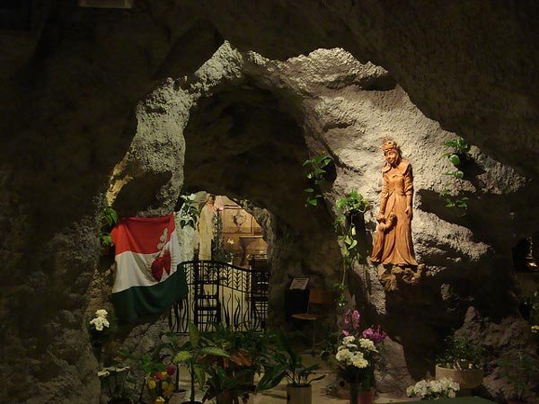 Ναοί πέρα από κάθε φαντασία: Αυτές είναι οι πιο εντυπωσιακές εκκλησίες του κόσμου [εικόνες] | iefimerida.gr 2