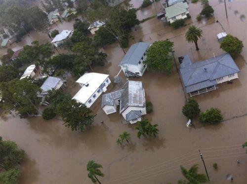 Ο Δούναβης πλημμύρισε, τέσσερις οι νεκροί, σε κατάσταση συναγερμού η κεντρική Ευρώπη [εικόνες] | iefimerida.gr 4