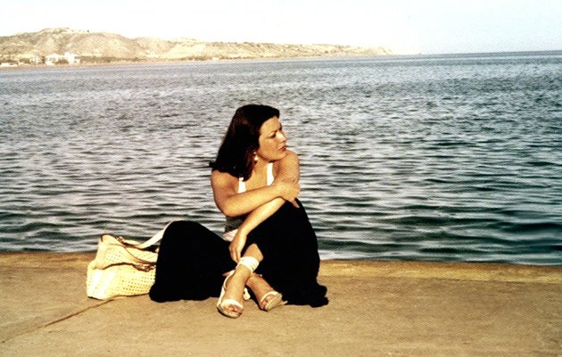 H Γιάννα Αγγελοπούλου αγνώριστη, φωτογραφίζεται στην Κρήτη και λέει πως το νησί έριξε μέσα της «τον σπόρο της ανεξάρτητης σκέψης» [εικόνα] | iefimerida.gr 0