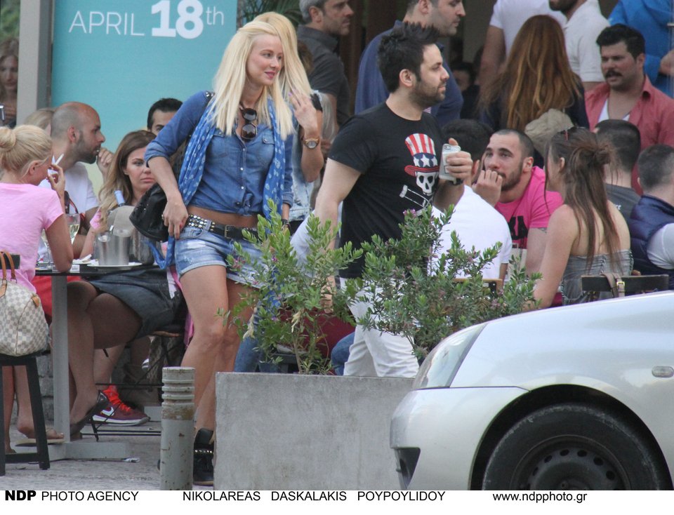 Ο Γιώργος Γιαννιάς έκανε πρόταση γάμου από την πίστα [εικόνες] | iefimerida.gr 0