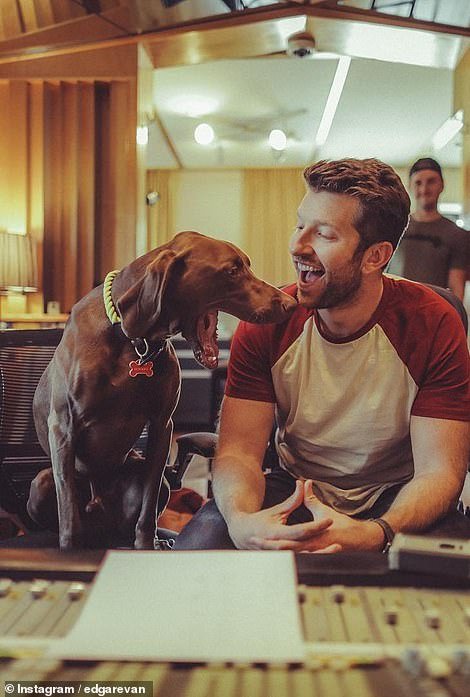 Μετά τα Rich Kids, ήρθαν τα κακομαθημένα πλουσιόσκυλα του Instagram -Χλιδάτα ρούχα, ιδιωτικά τζετ και... γκουρμεδιές [εικόνες] | iefimerida.gr 35