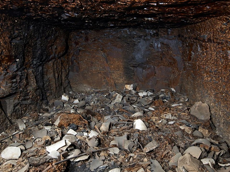 Μαζικός αιγυπτιακός τάφος με διαμελισμένες βασιλικές μούμιες ανακαλύφθηκε στο Καρνάκ [εικόνες] | iefimerida.gr 0