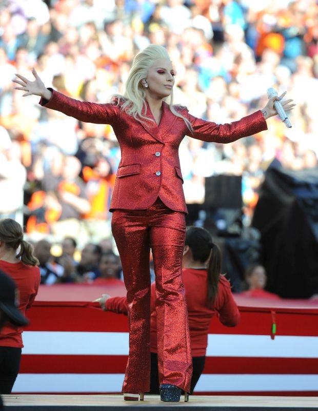 Super bowl: Η έξαλλη εμφάνιση της Μπιγιονσέ και τα δάκρυα της Lady Gaga [εικόνες]  | iefimerida.gr 37