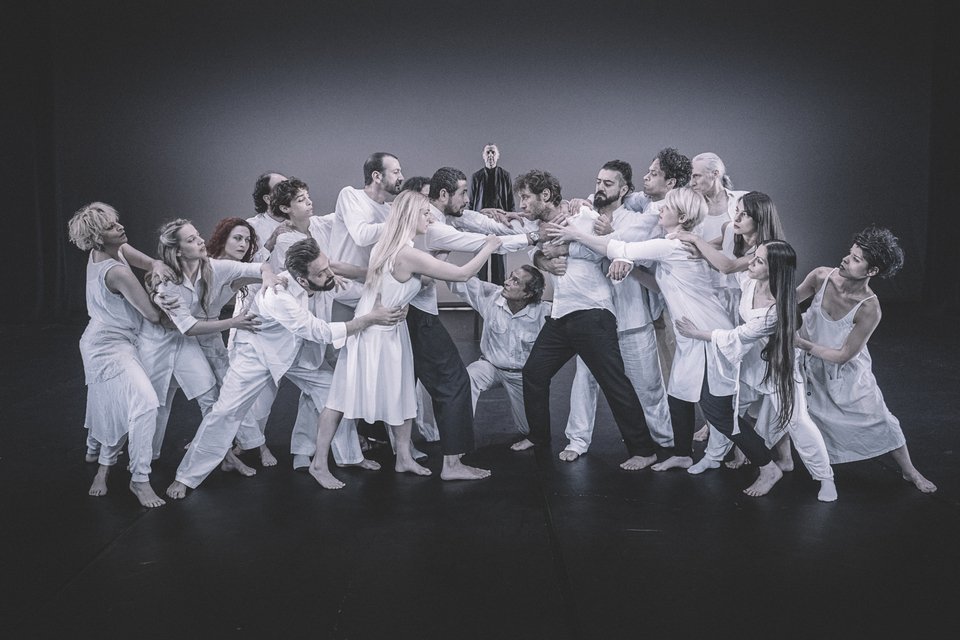 Οι καλοκαιρινές παραγωγές του Κρατικού Θεάτρου: Κατεβαίνει Επίδαυρο με Αισχύλο [παραστάσεις] | iefimerida.gr 0